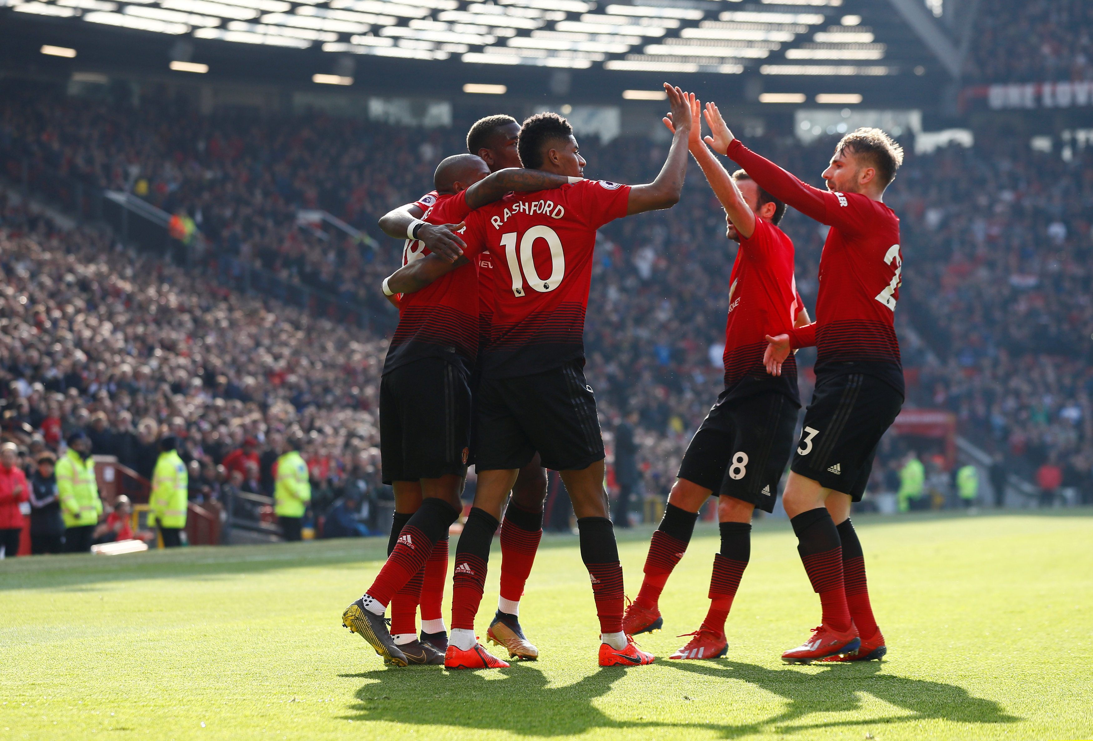 球队表现 球队表现